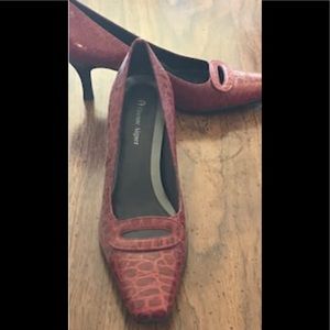 Red croc pumps low heel.